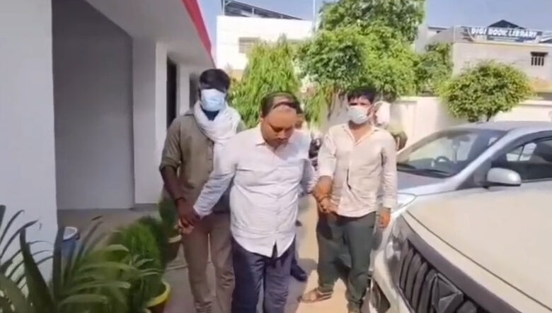 एंटी करप्शन टीम की बड़ी कार्रवाई