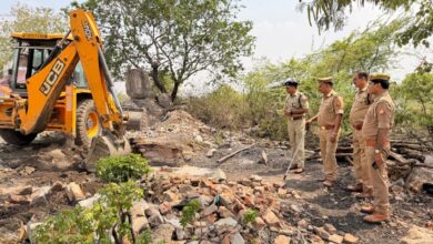 अवैध कच्ची शराब के कारोबार के खिलाफ पुलिस और प्रशासन ने बड़ा अभियान