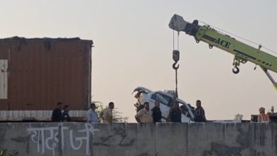 बेहद दर्दनाक सड़क दुर्घटना