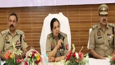 पुलिस प्रशासन ने सख्त