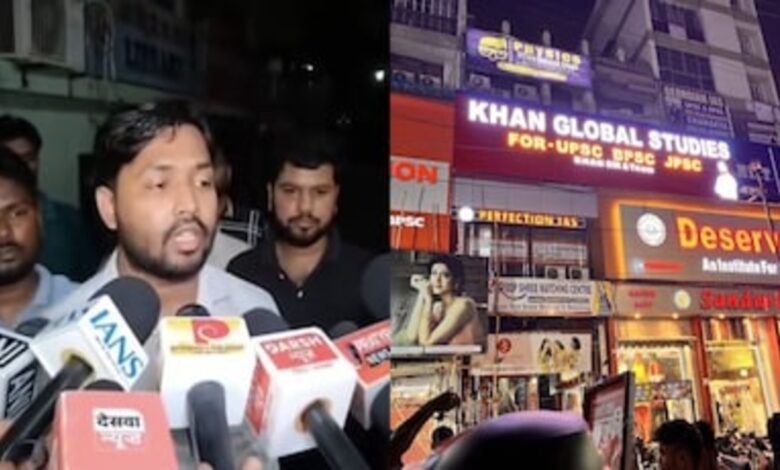 खान सर के खिलाफ आर्म्स एक्ट के तहत मामला दर्ज