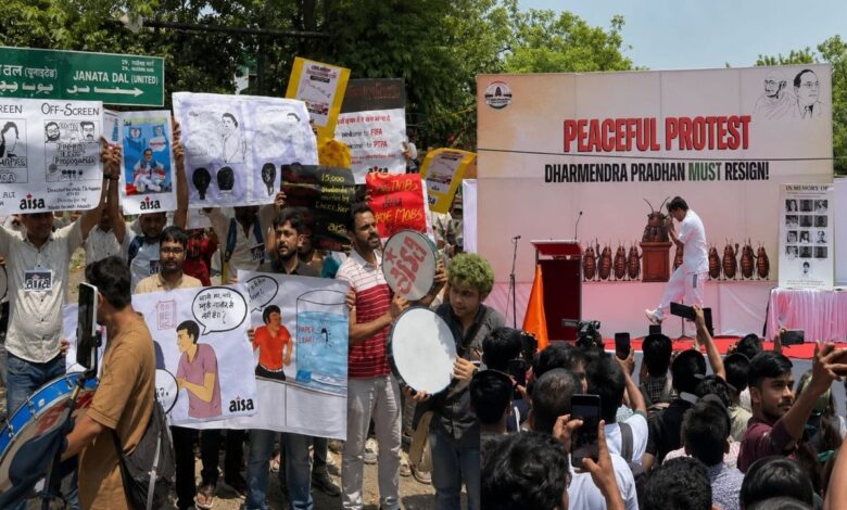जंतर-मंतर पर प्रदर्शन करते CJP समर्थक
