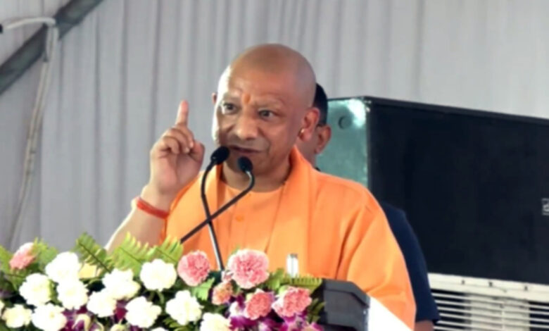 गाय को राष्ट्रीय पशु घोषित करने की मांग पर तीखी प्रतिक्रिया