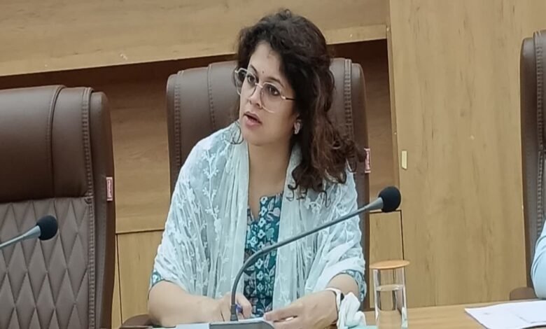 DM गजल भारद्वाज के सख्त निर्देश