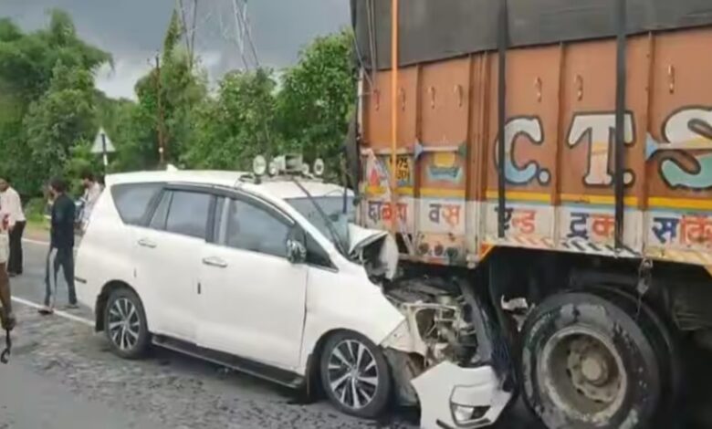छत्तीसगढ़ भाजपा अध्यक्ष किरण देव सिंह की कार दुर्घटनाग्रस्त