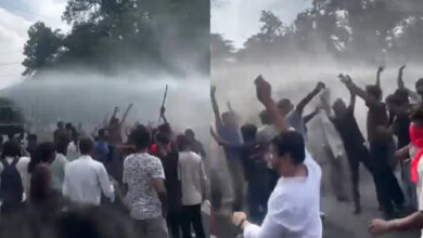 छात्रों पर पुलिस कार्रवाई