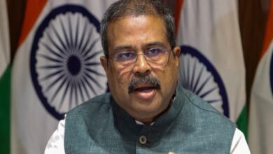 धर्मेंद्र प्रधान ने प्रधानमंत्री नरेंद्र मोदी को अपना इस्तीफा सौंप