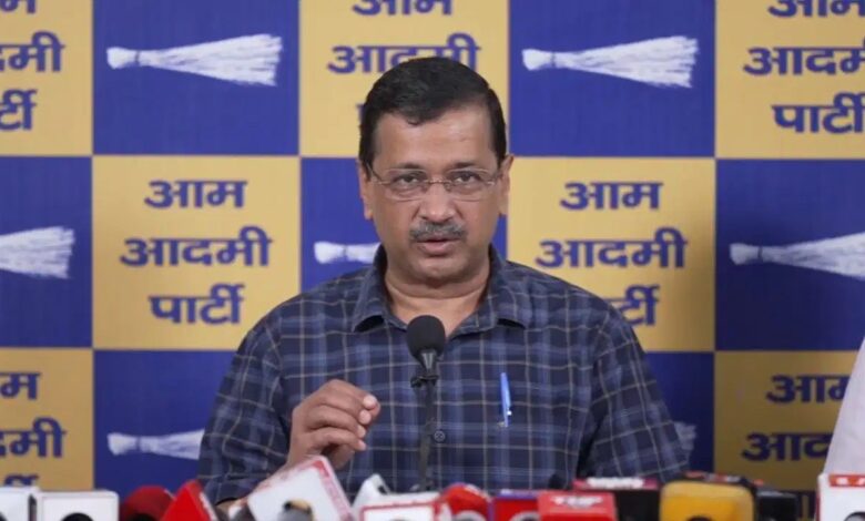 सरकार पर केजरीवाल के आरोप