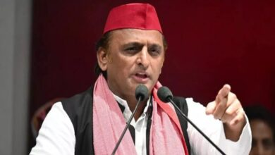 नौकरियों और विभागों के ऑडिट पर सरकार को घेरा