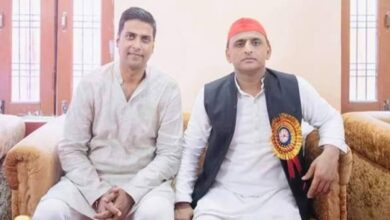 सदन से निलंबित