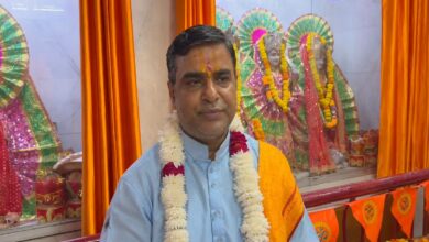 धर्मग्रंथों से जीवन की सीख
