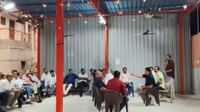 चुनाव प्रक्रिया पर उठे सवाल