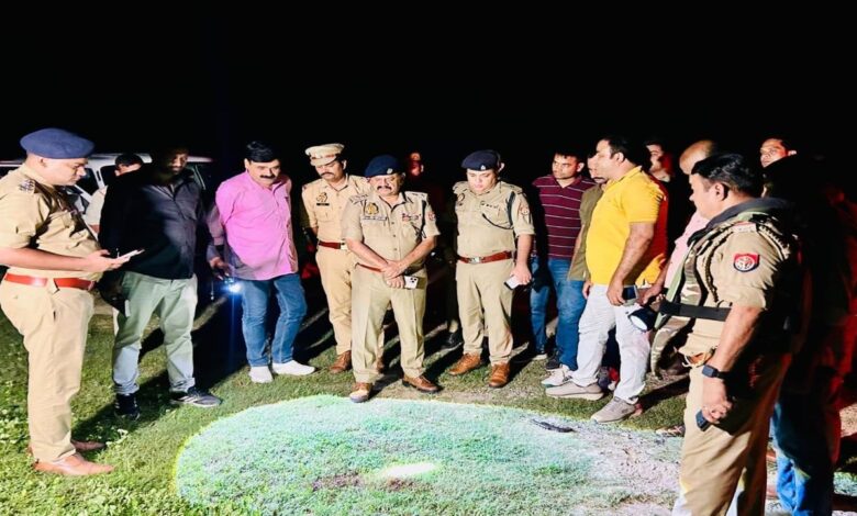 पुलिस का शिकंजा