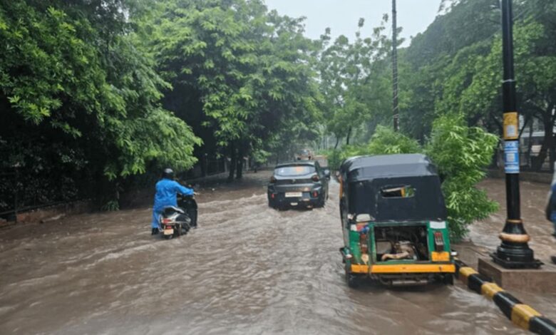 भारी बारिश की चेतावनी