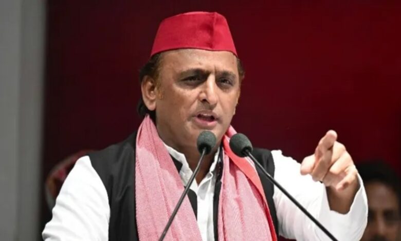 किसानों के मुद्दे पर सरकार को घेरा