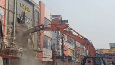 सेंट्रल मार्केट में भारी फोर्स तैनात