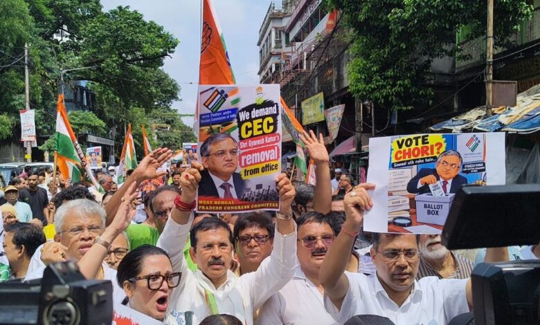 CEC ज्ञानेश कुमार के इस्तीफे की मांग