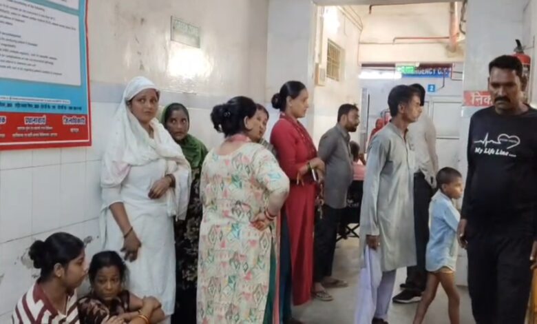 करंट की चपेट में परिवार