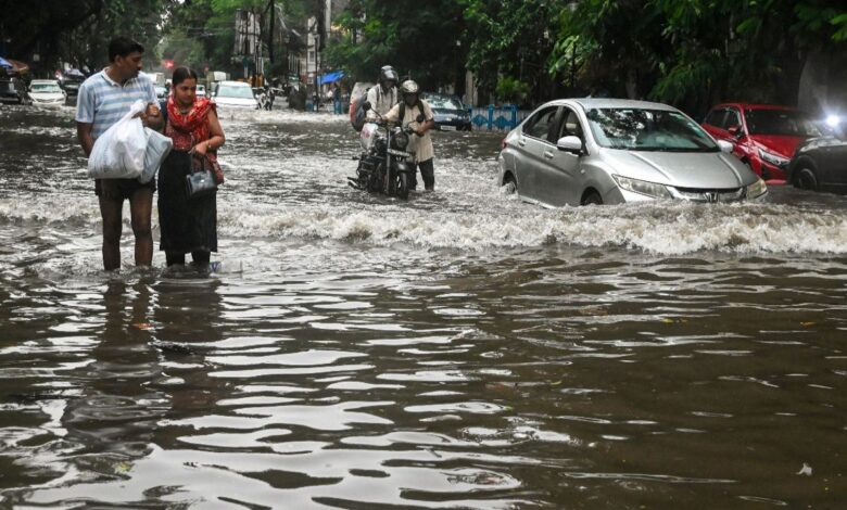 एक घंटे की बारिश ने खोली जलभराव की पोल