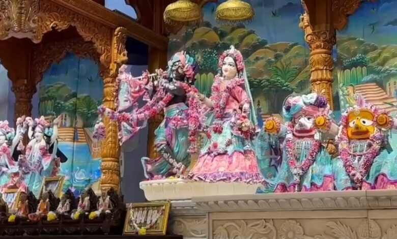 मंगल आरती से शुरुआत