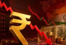 दायरे में कारोबार कर रहा रुपया