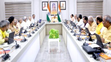 शहरों और ग्रामीण व्यवस्था से जुड़े फैसले