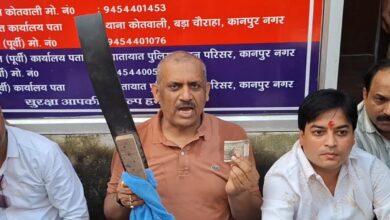पुलिस पर पिटाई के आरोप
