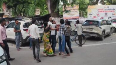 चुपके से रजिस्ट्री कराने पहुंचे आरोपी