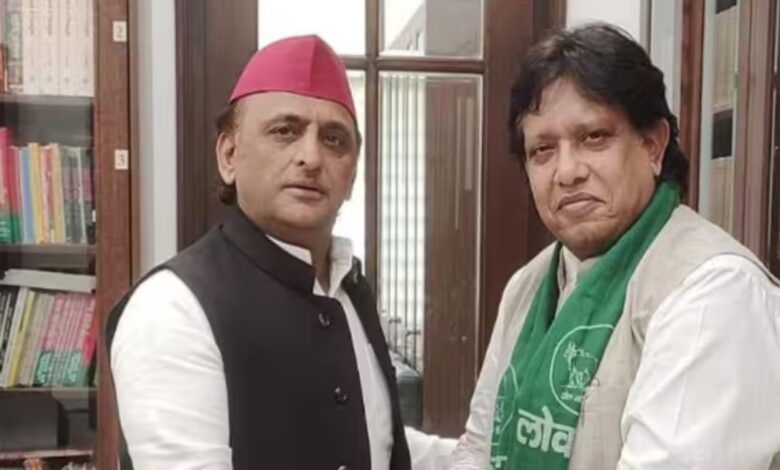 35 सीटों की मांग पर चर्चा