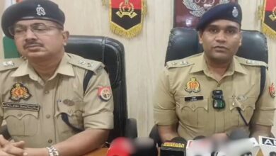 दारोगा-सिपाही समेत 4 गिरफ्तार