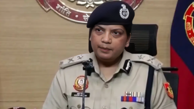 प्रस्तावित प्रदर्शन पर पुलिस ने लगा दी रोक