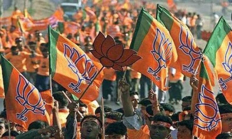 आठ उम्मीदवारों के नाम घोषित