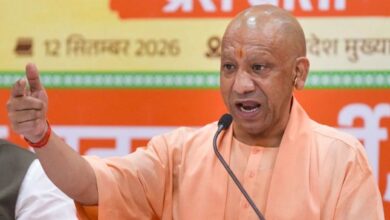 'सपा का मतलब परिवार डेवलपमेंट पार्टी'