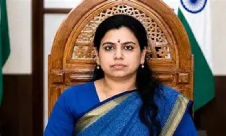 IAS छोड़ने के बाद दिव्या मित्तल ने किसी पार्टी के साथ जाने का ऐलान नहीं किया