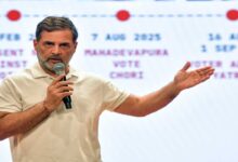 चुनाव आयोग और विपक्ष के बीच विवाद