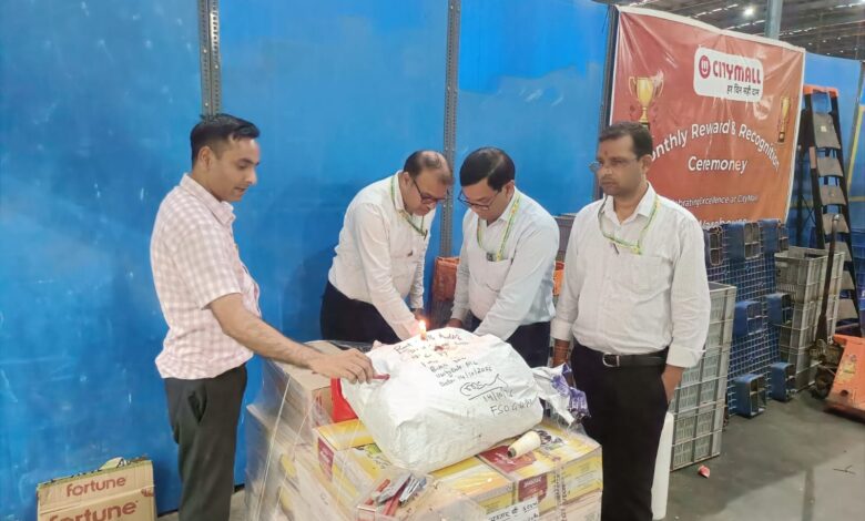 छह खाद्य पदार्थों के नमूने लैब भेजे