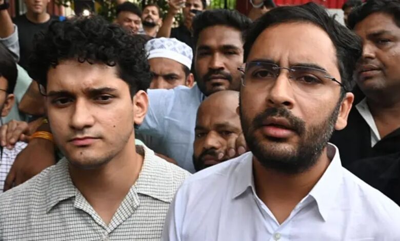 रिहाई को लेकर इंतजार बढ़ता जा रहा है