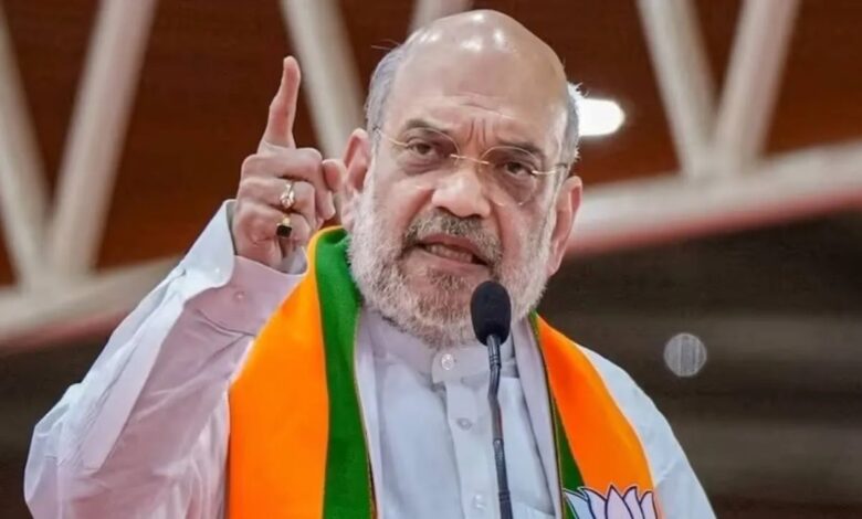 विपक्ष पर संसद बाधित करने का आरोप