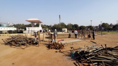 रामलीला मैदान बना नया प्रदर्शन स्थल