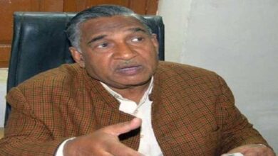 कांग्रेस का दामन थाम लिया
