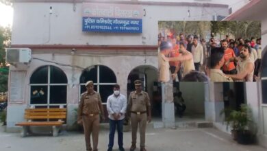पार्किंग को लेकर शुरू हुआ विवाद